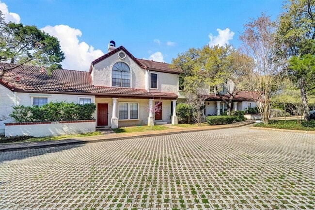 property at 5606 Bonnell Vista St