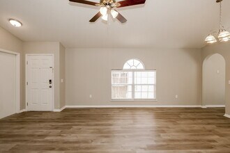 10613 Opus Dr in Riverview, FL - Building Photo - Building Photo