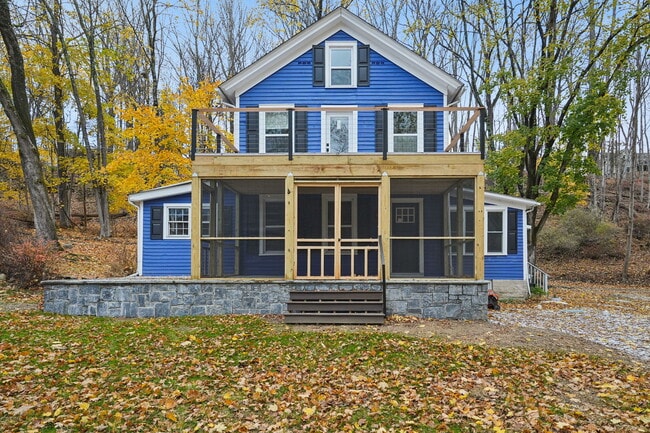 property at 916 E End Rd