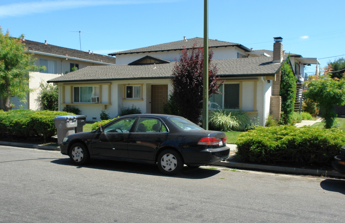 1577 Brookvale Dr in San Jose, CA - Building Photo