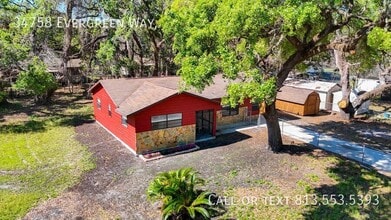 34758 Evergreen Way in Ridge Manor, FL - Building Photo - Building Photo