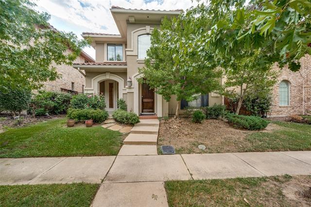 739 Laguna in Irving, TX - Building Photo