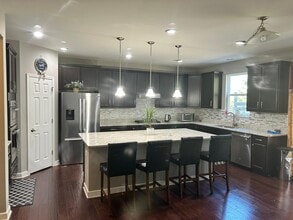 5935 Oak Ridge Way in Lisle, IL - Building Photo - Building Photo