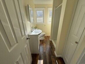 1172 Meriden-Waterbury Turnpike-Unit -2nd Floor in Southington, CT - Building Photo - Building Photo