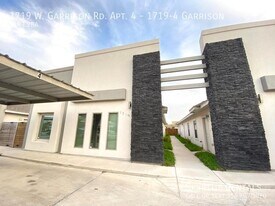 1719 W Garrison Dr in Pharr, TX - Building Photo