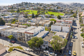 610 Guerrero St in San Francisco, CA - Building Photo - Building Photo