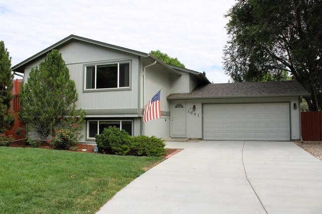 property at 1841 Winter Grn Pl
