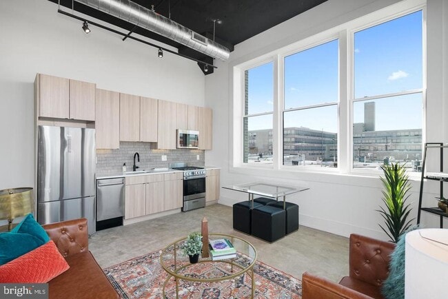 property at 1218 Snyder Ave