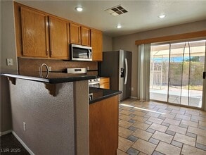 10130 June Flower Dr in Las Vegas, NV - Building Photo - Building Photo