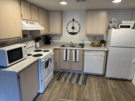 University West in Flagstaff, AZ - Building Photo