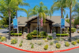 Eaglewood in Woodland, CA - Building Photo - Building Photo