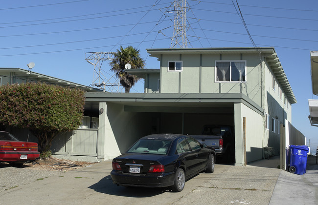 2031 Stanton Ave in San Pablo, CA - Building Photo - Building Photo