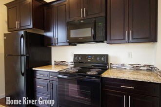 1530 W Ann Taylor St-Unit -104 in Meridian, ID - Building Photo - Building Photo