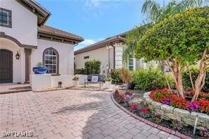 7636 Sussex Ct in Naples, FL - Foto de edificio - Building Photo