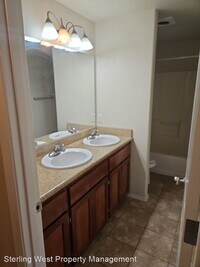 145 N Royal Ave photo'