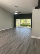 7132 Melrose Pl in Bradenton, FL - Building Photo - Building Photo