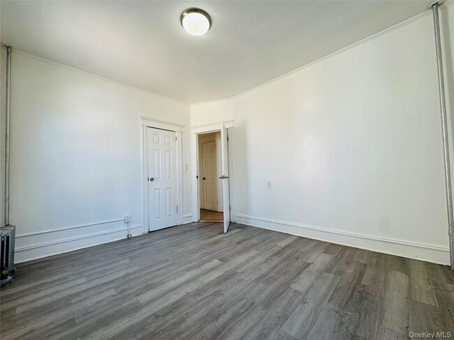 27-24 Gillmore St in Queens, NY - Building Photo - Building Photo