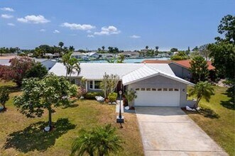 605 Capri Blvd in Treasure Island, FL - Building Photo - Building Photo
