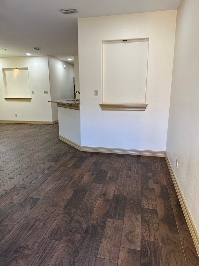 8216 Casa Verde Rd, Unit C134 in Laredo, TX - Building Photo - Building Photo