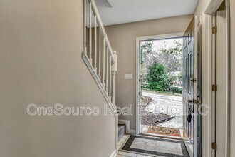 1702 Twin Brooks Dr SE in Marietta, GA - Building Photo - Building Photo