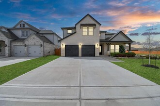 1500 Sunrise Gables Dr in Katy, TX - Building Photo - Building Photo