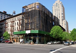 574 Amsterdam Ave in New York, NY - Building Photo - Building Photo