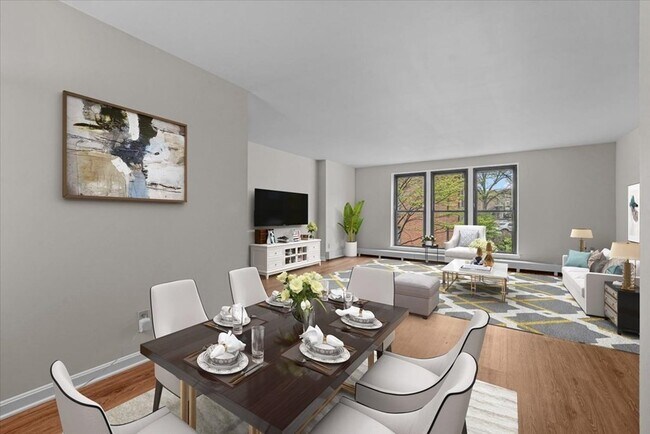10 Juniper St, Unit 35 in Brookline, MA - Building Photo - Building Photo