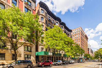 935 West End Ave in New York, NY - Foto de edificio - Building Photo