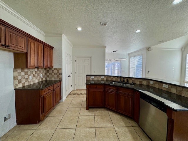 property at 601 Auburn St