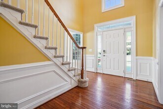 16028 Kings Mountain Rd, Unit 315 in Woodbridge, VA - Building Photo - Building Photo
