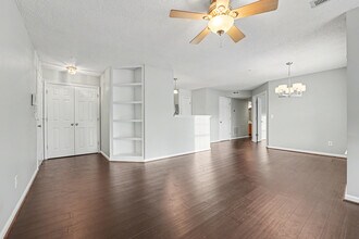 421 Rivertree Ln in Winston-Salem, NC - Building Photo - Building Photo