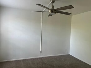 3502 Gardens E Dr in Palm Beach Gardens, FL - Building Photo - Building Photo