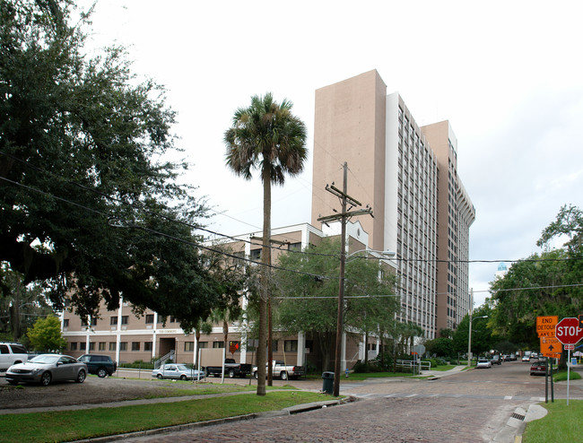 Orlando Lutheran Towers in Orlando, FL - Foto de edificio - Primary Photo