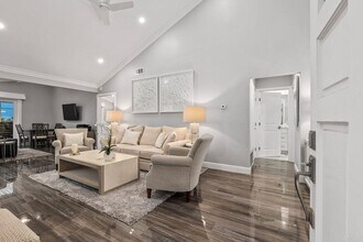 7327 Linden Terrace in Carlsbad, CA - Building Photo - Building Photo