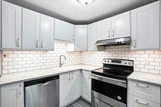 39 Pleasant St in Northborough, MA - Building Photo - Building Photo