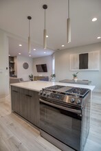 4040 N Kenmore Ave in Chicago, IL - Building Photo - Building Photo