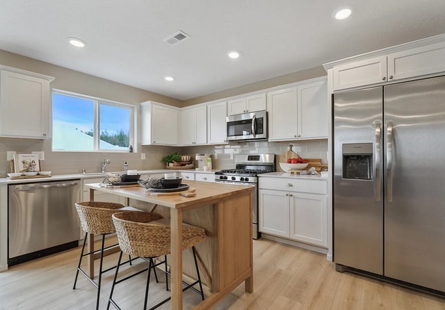 4501 W Bedford Ave in Spokane, WA - Building Photo - Building Photo