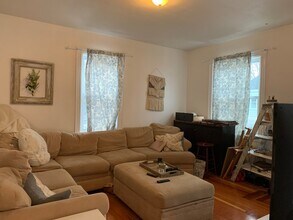 16 Falkland St, Unit 2 in Boston, MA - Building Photo - Building Photo