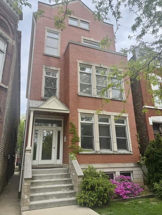 property at 1463 N Leavitt St