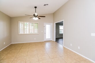 882 E Taylor Trail in San Tan Valley, AZ - Building Photo - Building Photo
