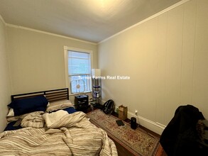 251 Cambridge St, Unit 3 in Boston, MA - Building Photo - Building Photo