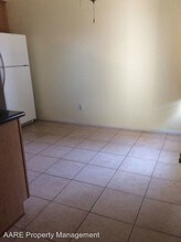 6333 College Grove Way-Unit -Unit 89 in San Diego, CA - Building Photo - Building Photo