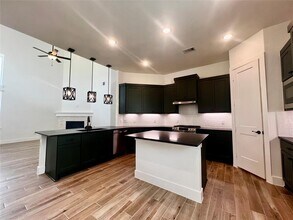 1207 Watermont Dr in Missouri City, TX - Building Photo - Building Photo