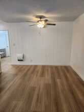 13722 Red Hill Ave, Unit 50 in Tustin, CA - Building Photo - Building Photo