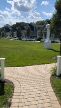 13 Boydes Crossing in Norfolk, MA - Building Photo - Building Photo