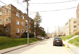 5612 Hempstead St in Pittsburgh, PA - Building Photo - Building Photo