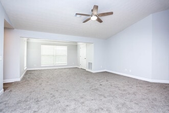 Anthos at Lexington Place in Centerville, GA - Foto de edificio - Interior Photo