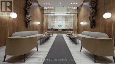 3001-3008 EGLINTON Ave in Toronto, ON - Building Photo - Building Photo