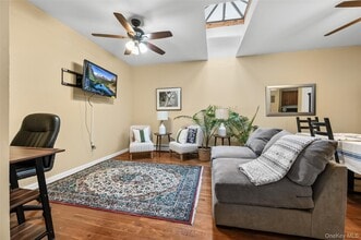 611 Linwood St in Brooklyn, NY - Building Photo - Building Photo