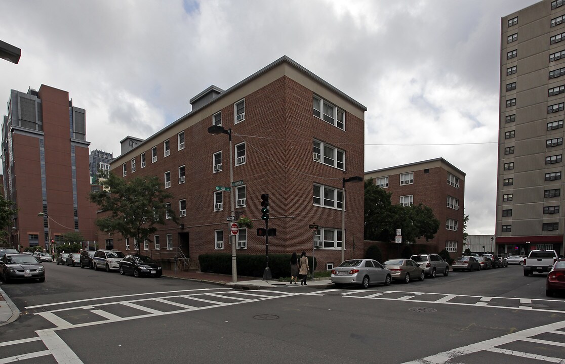 Posner Hall in Boston, MA - Foto de edificio